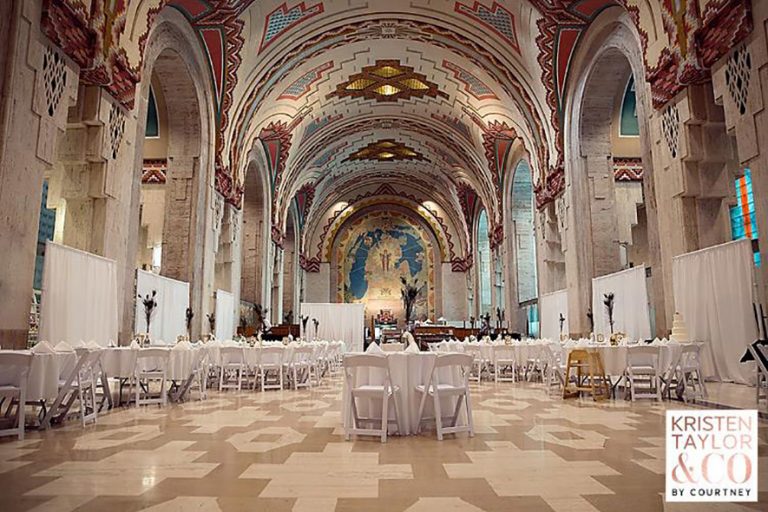 6 Ann Arbor Wedding Venues to Match Your Style